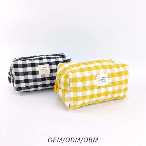 Small grid cotton makeup bag