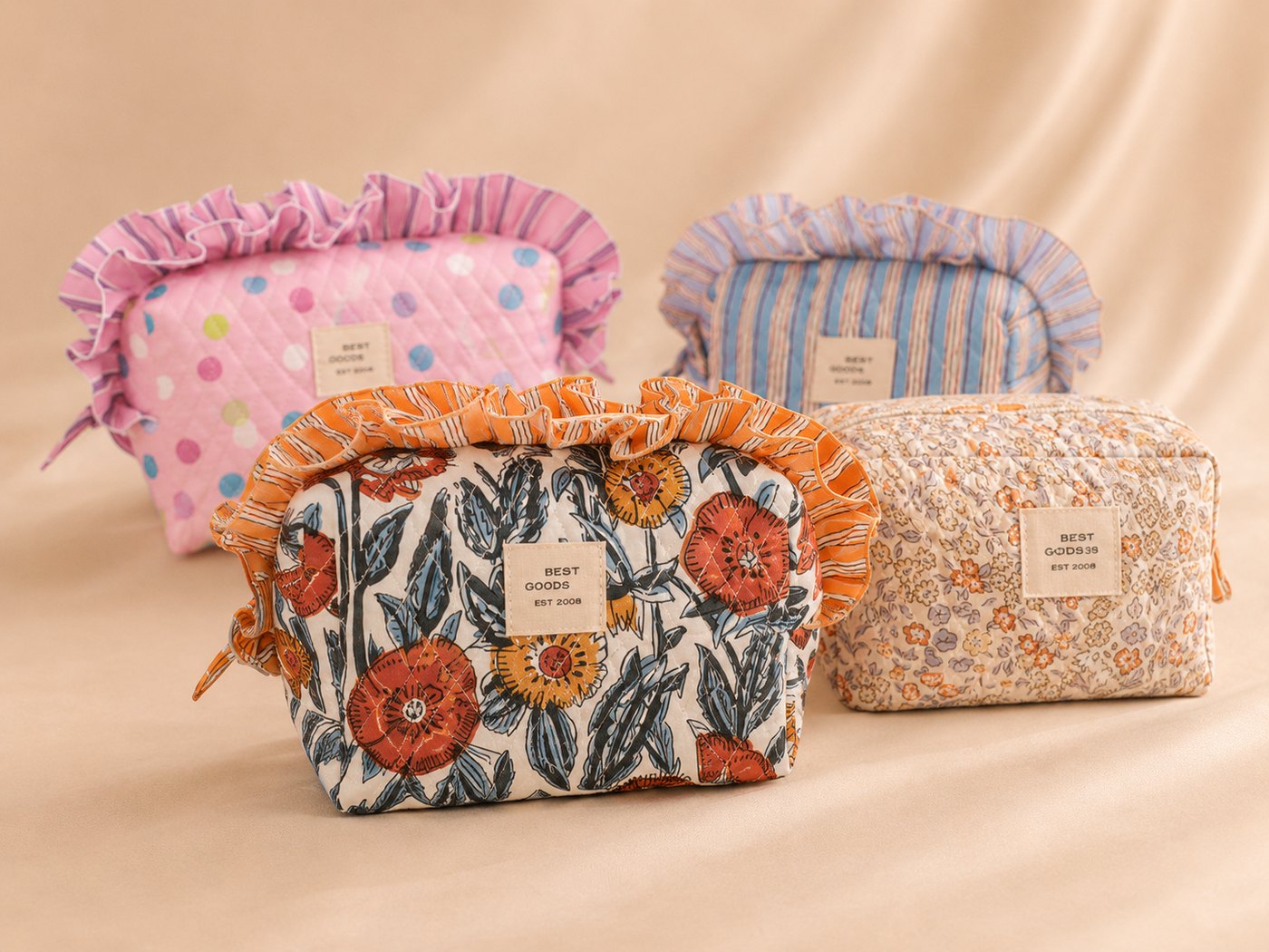 Seasonal cosmetic bag ideas ready for sampling