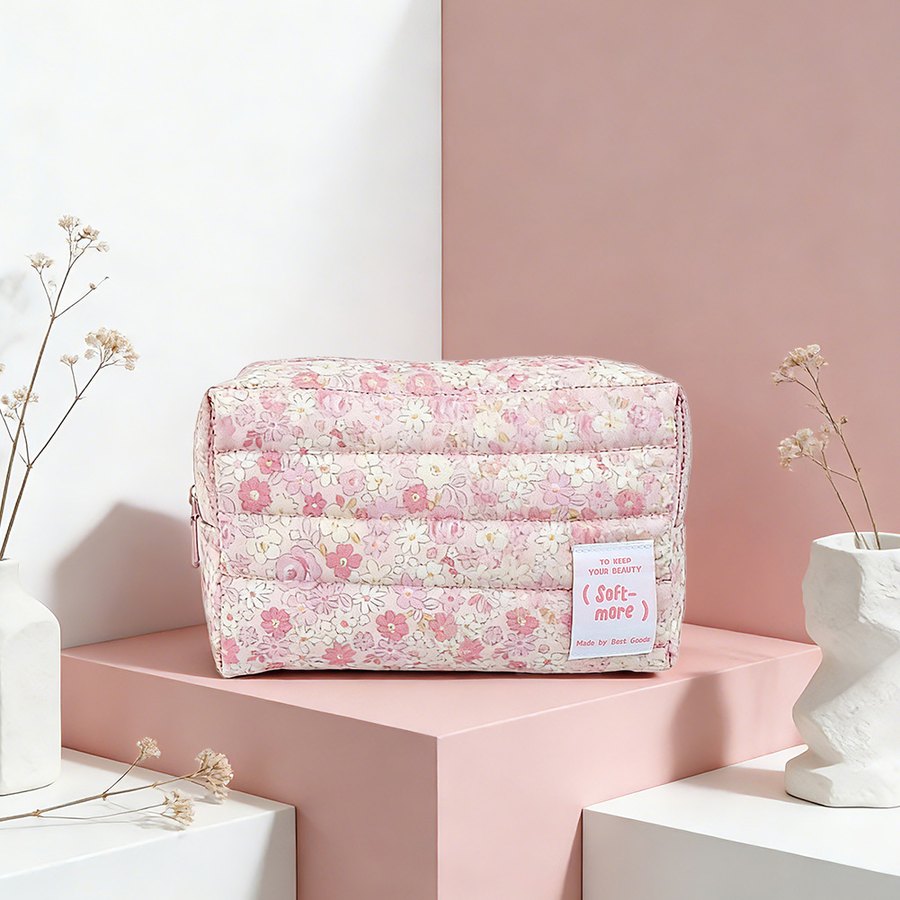 Floral quilted cosmetic bag reference