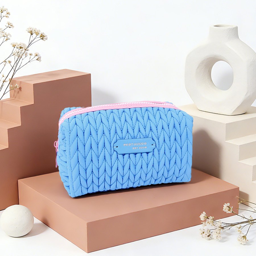Quilted vanity travel set reference