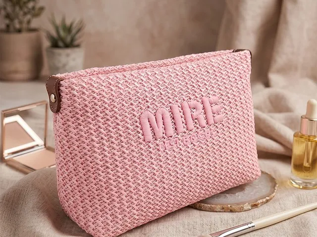 BG-1602L / M / S straw raffia cosmetic bag